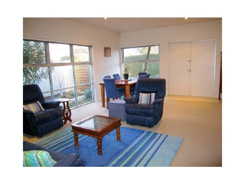 11/64 Wattle Street, Lyneham ACT 2602
