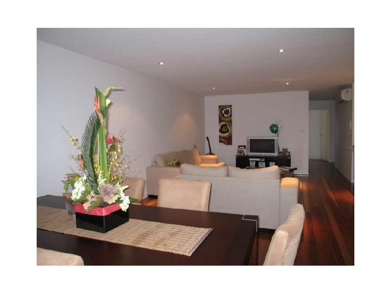 145/215 Aspinall Street, Watson ACT 2602