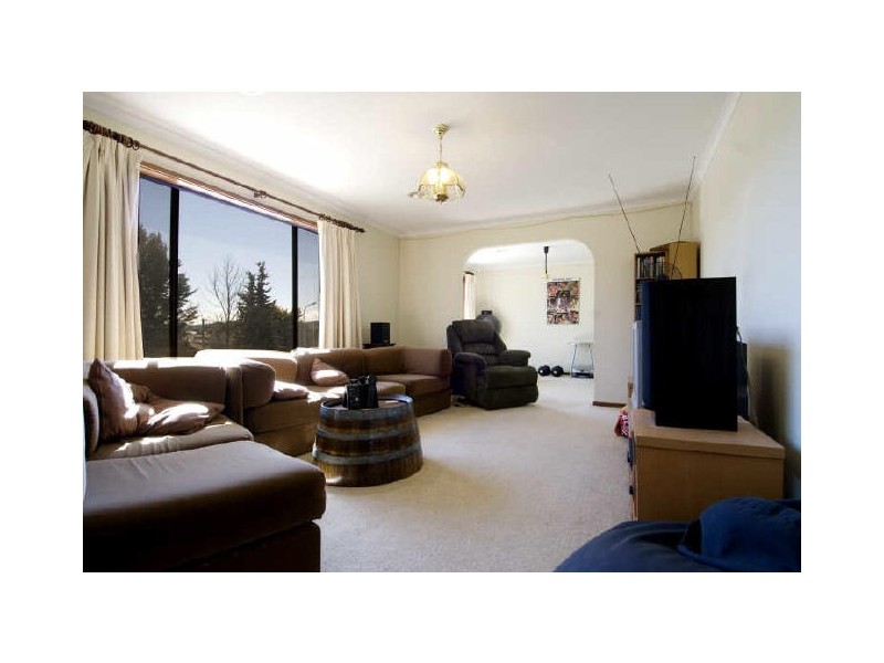 42 Slessor Crescent, Mckellar ACT 2617