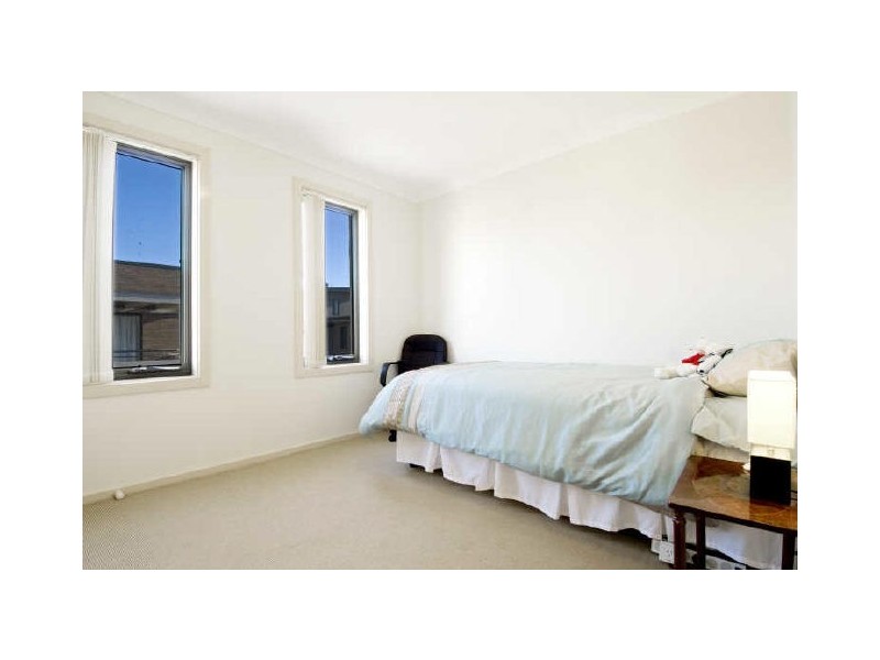 2/266 Anthony Rolfe Avenue, Gungahlin ACT 2912