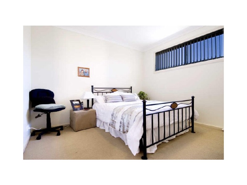 2/266 Anthony Rolfe Avenue, Gungahlin ACT 2912