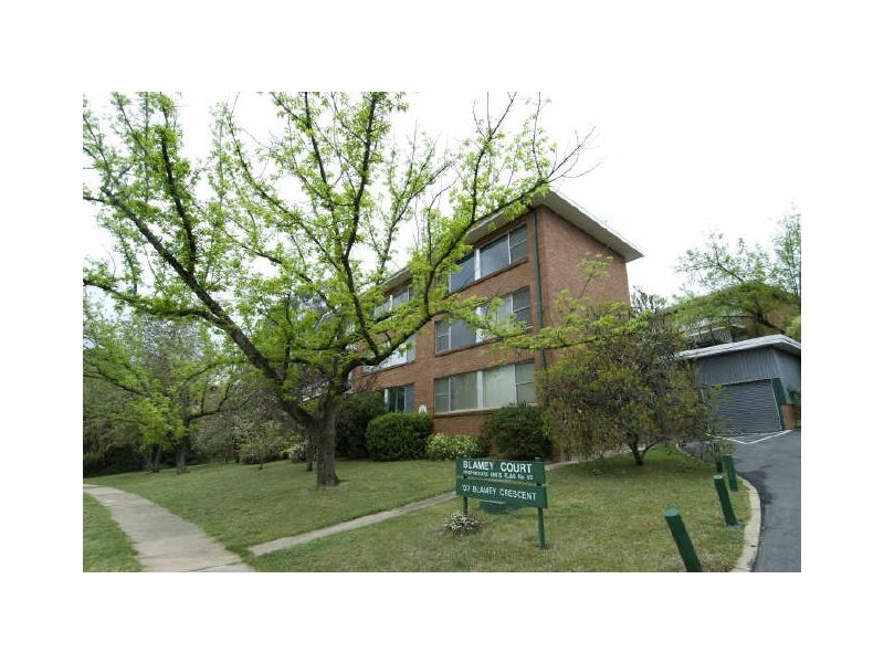 4/137 Blamey Crescent, Campbell ACT 2612