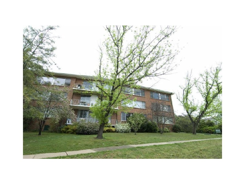 4/137 Blamey Crescent, Campbell ACT 2612