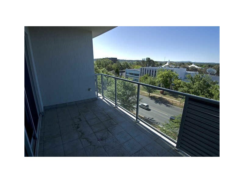 117/17 Dooring Street ‘Valonia’, Braddon ACT 2612