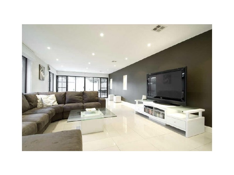 35 Diamantina Crescent, Kaleen ACT 2617