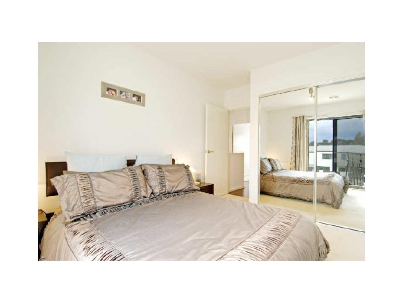 95/215 Aspinall Street, Watson ACT 2602