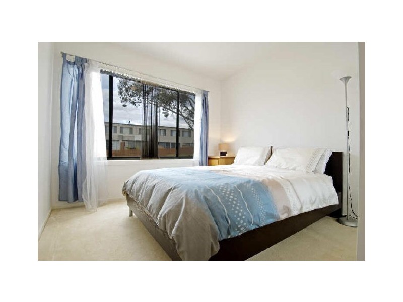 95/215 Aspinall Street, Watson ACT 2602