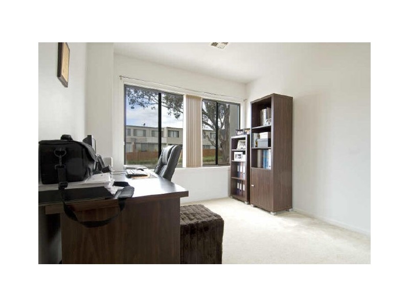 95/215 Aspinall Street, Watson ACT 2602