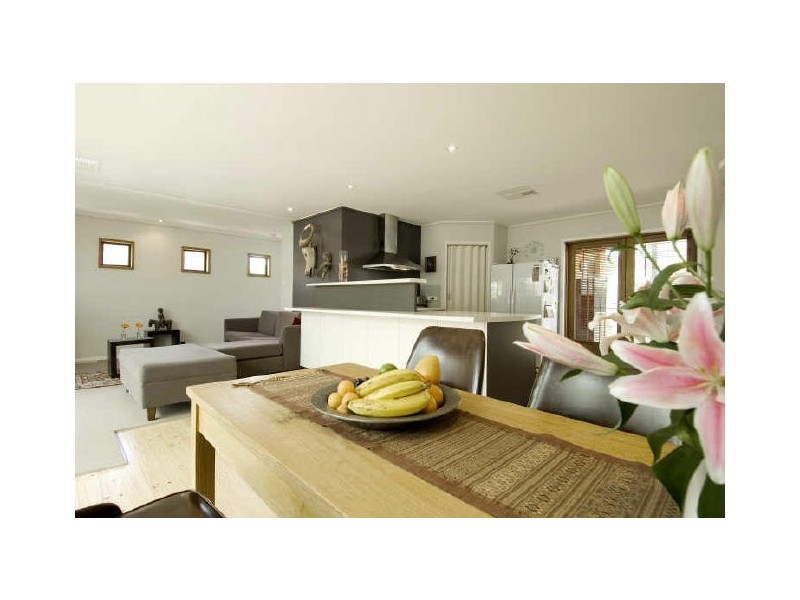 181 Phillip Avenue, Hackett ACT 2602