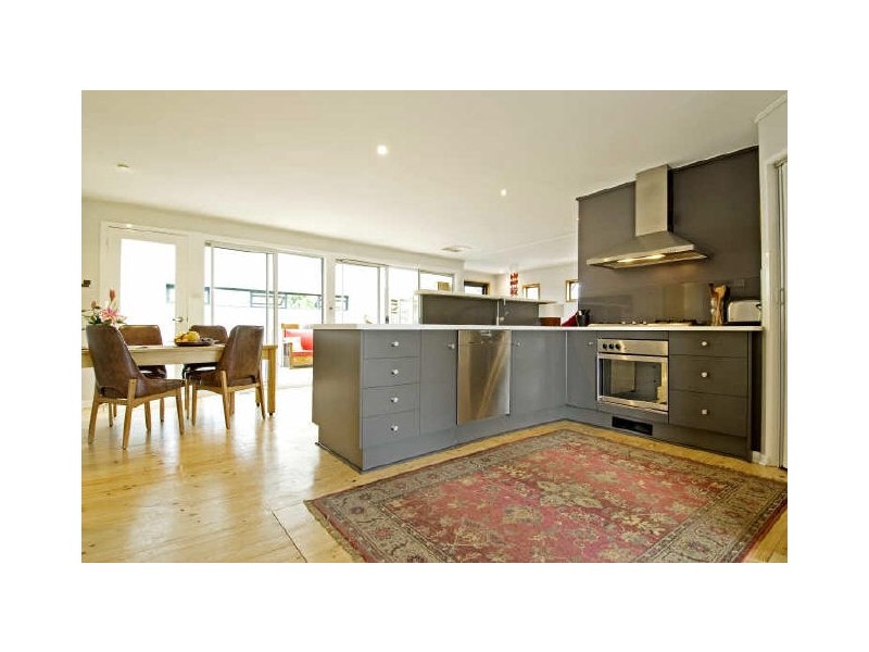 181 Phillip Avenue, Hackett ACT 2602