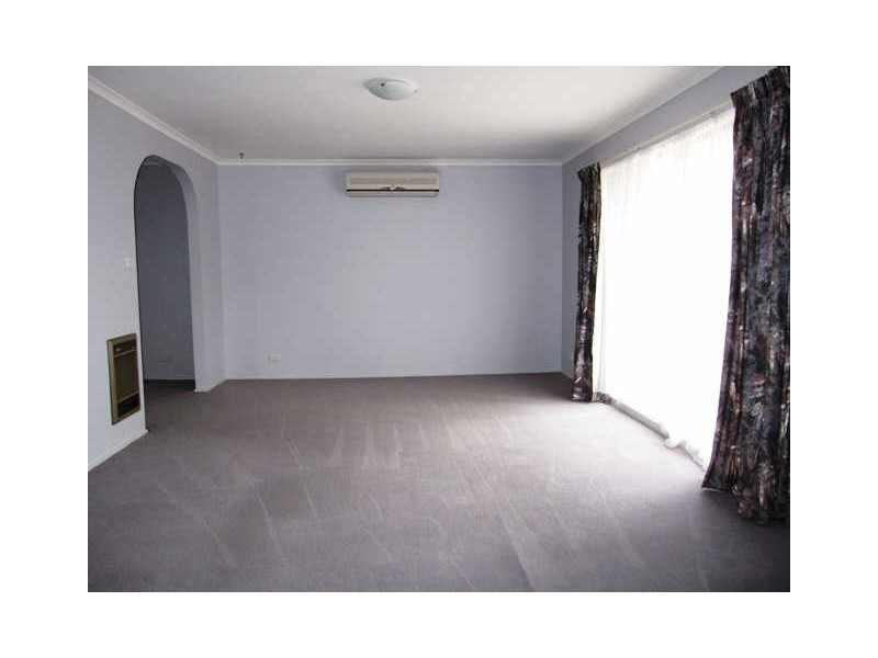 16 Broadhurst Street, Kambah ACT 2902