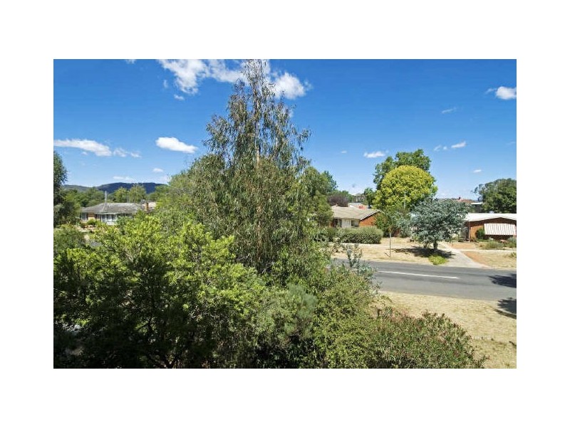 5 Swinden Street, Downer ACT 2602