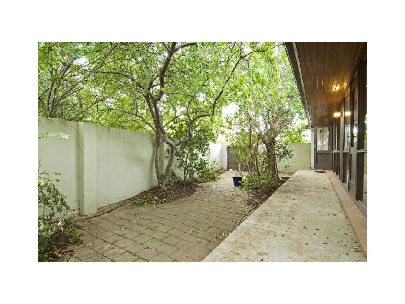 12/76 Grayson Street, Hackett ACT 2602