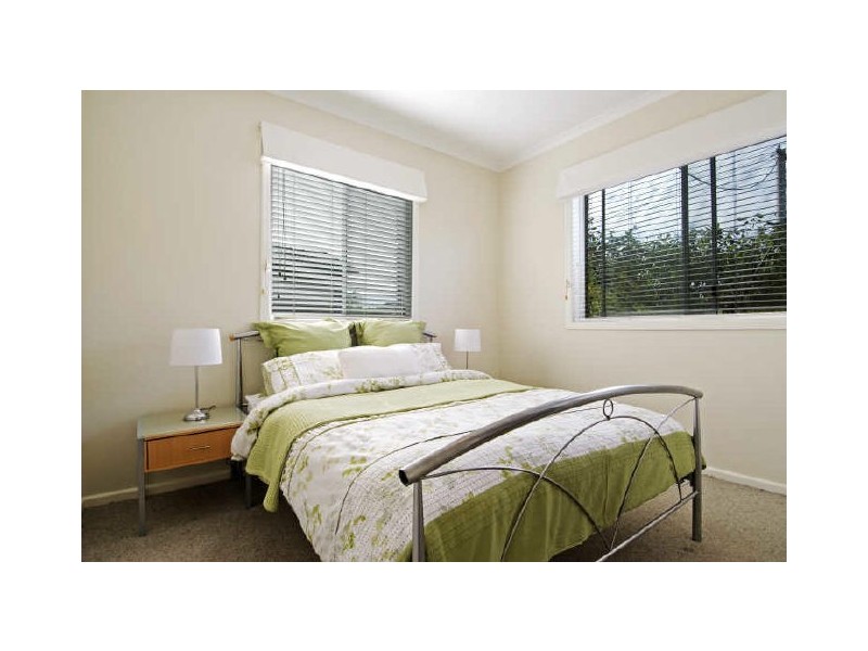 33 Banfield Street, Downer ACT 2602