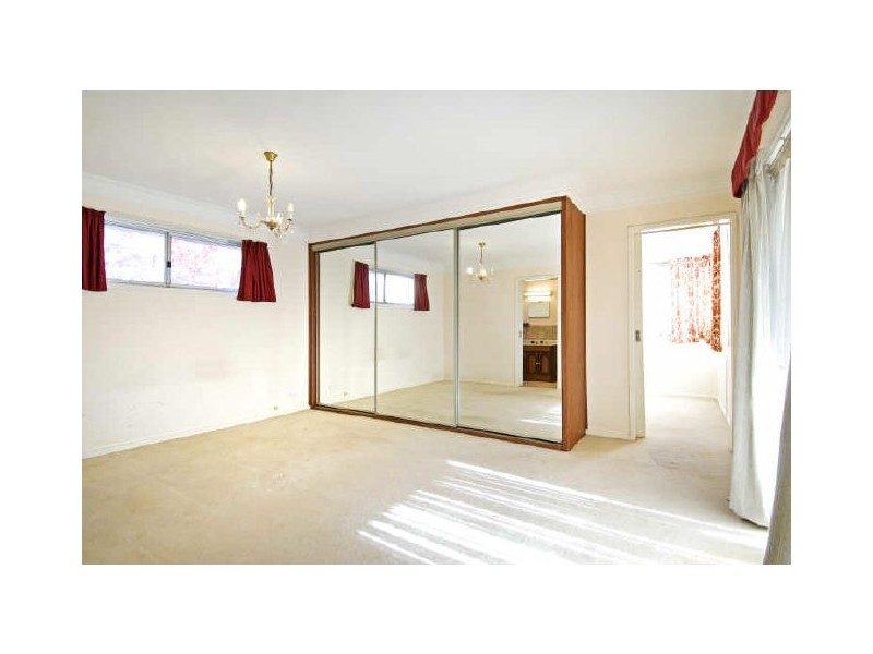 14 Piddington Street, Watson ACT 2602