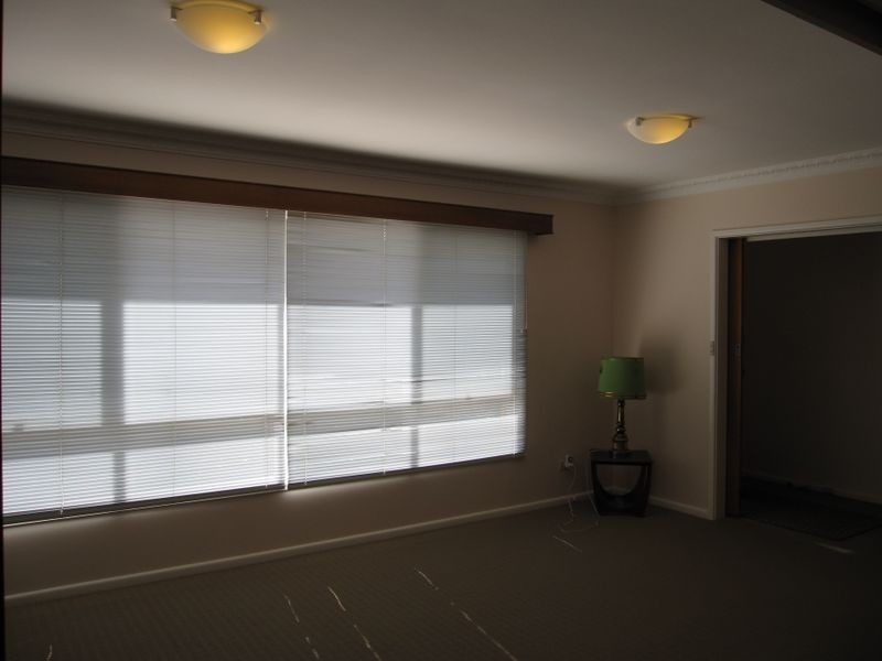22 Dutton Street, Dickson ACT 2602