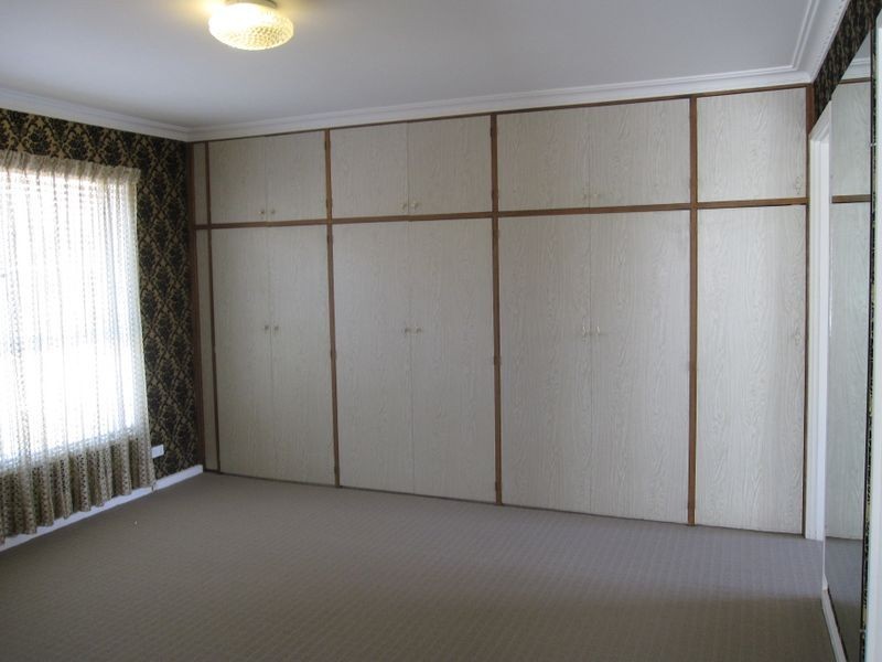 22 Dutton Street, Dickson ACT 2602