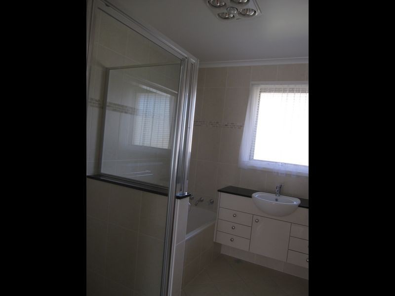 22 Dutton Street, Dickson ACT 2602
