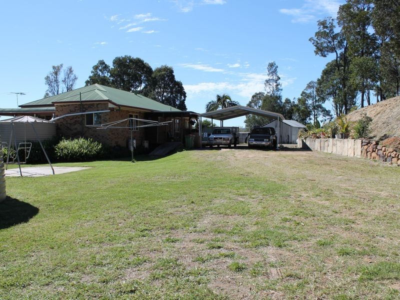 15 Philip Court, Summerholm QLD 4341