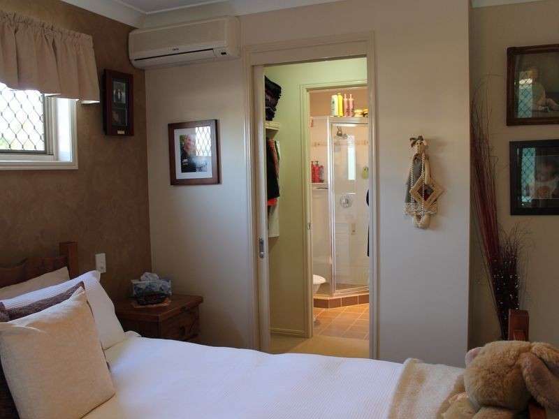 15 Manthey Road, Tarampa QLD 4311