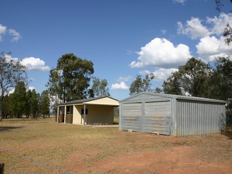 24 Fielding Road, Gatton QLD 4343