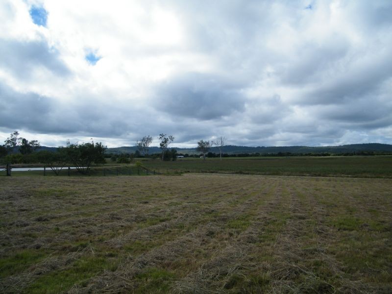 5 Thurlow Court, Laidley Heights QLD 4341