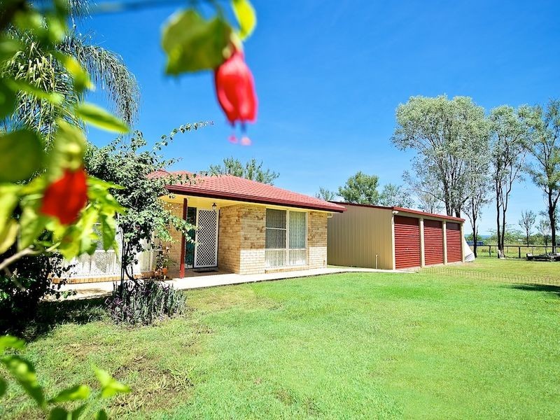 897 Clarendon Road, Lowood QLD 4311