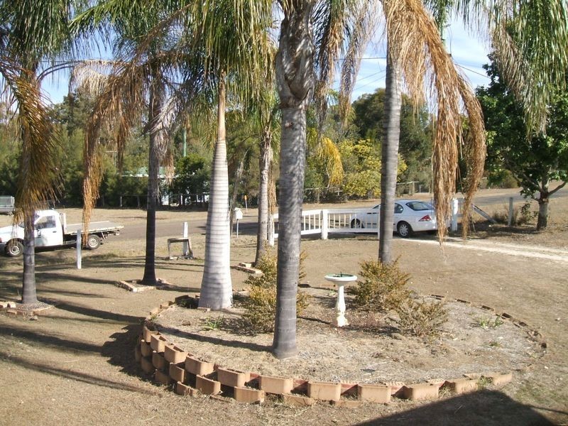 7 Eileen Court, Kensington Grove QLD 4341