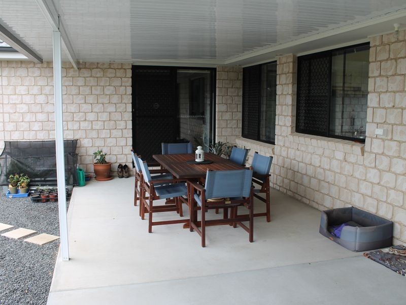 14 Fernrow Drive, Plainland QLD 4341