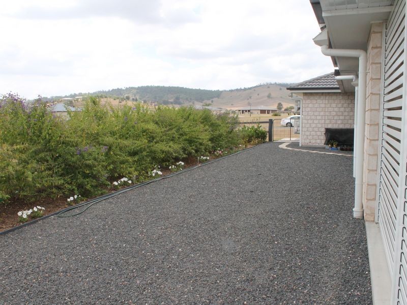 14 Fernrow Drive, Plainland QLD 4341