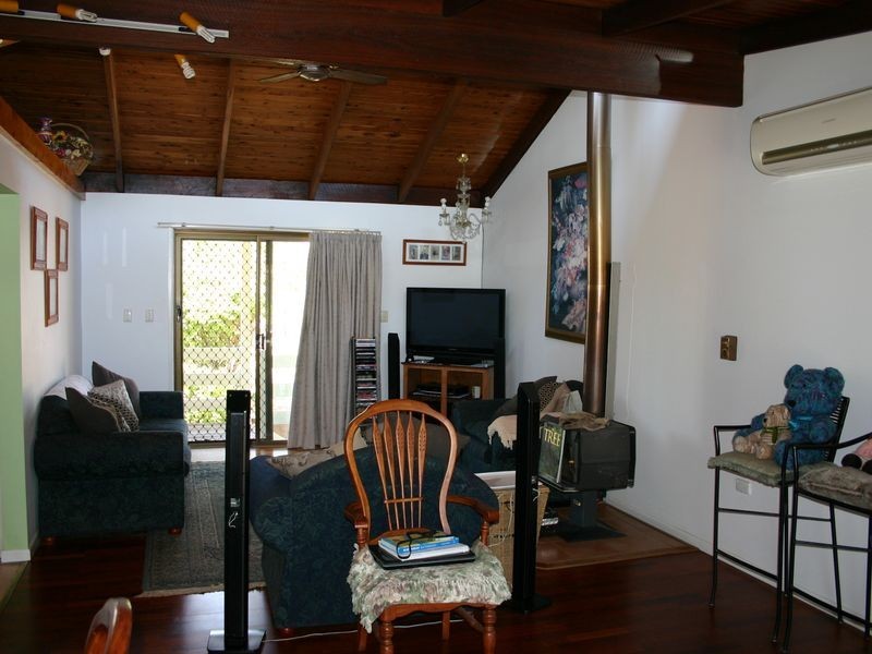 31 Haslingden Road, Lockyer Waters QLD 4311