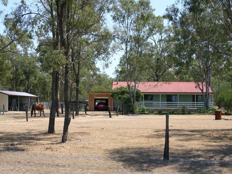 31 Haslingden Road, Lockyer Waters QLD 4311