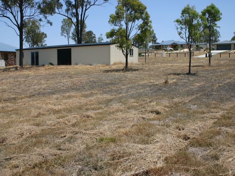 70 Fairway Drive, Kensington Grove QLD 4341