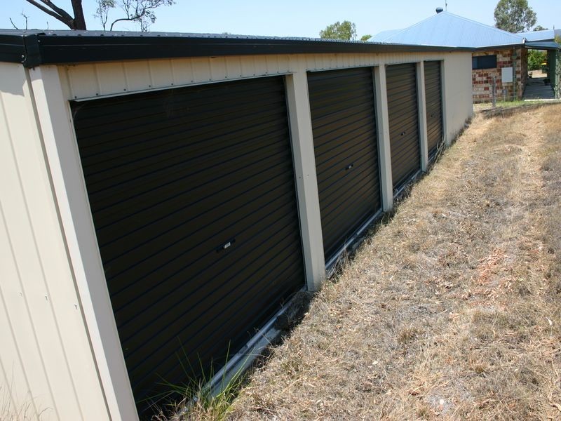 70 Fairway Drive, Kensington Grove QLD 4341