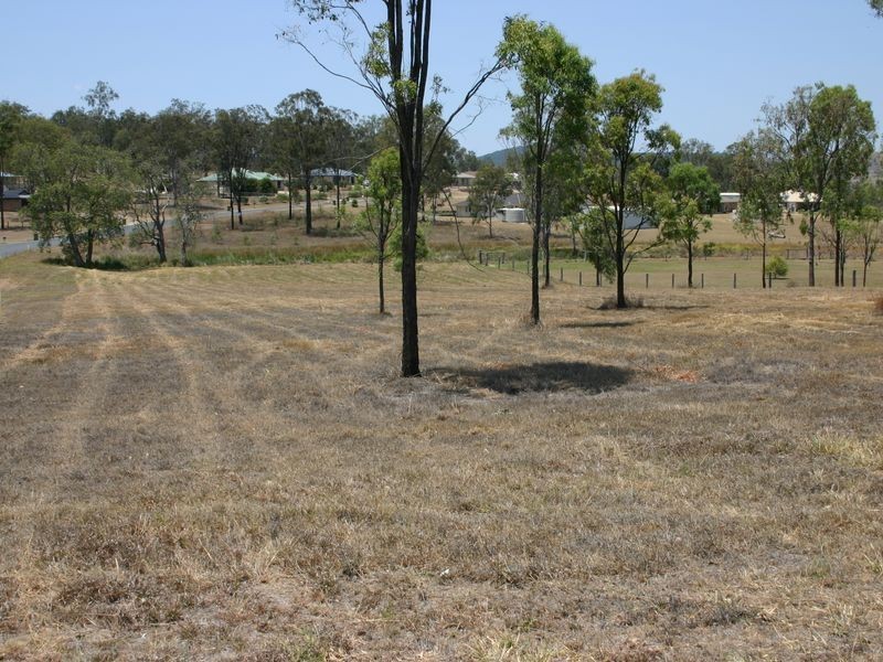 70 Fairway Drive, Kensington Grove QLD 4341