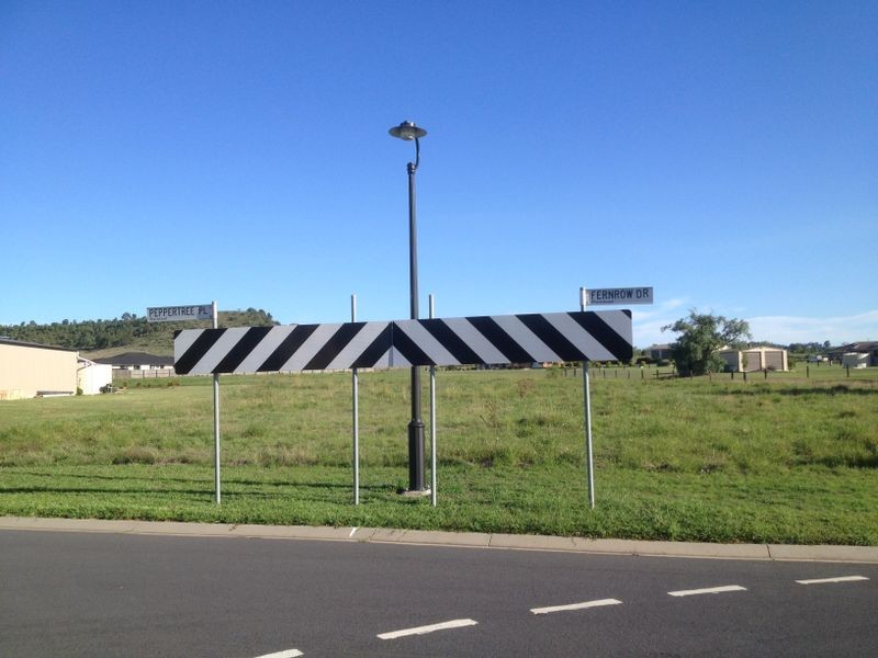 17 Fernrow Drive, Plainland QLD 4341