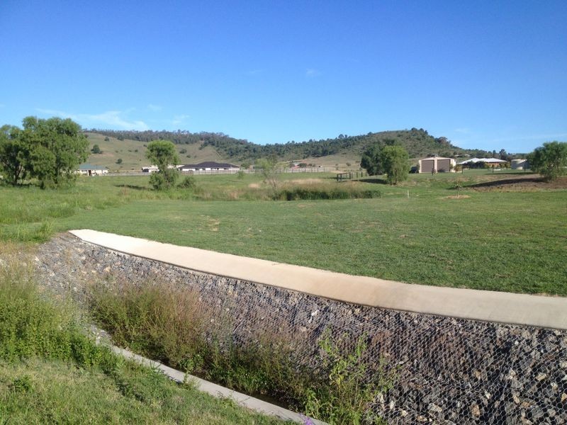 17 Fernrow Drive, Plainland QLD 4341