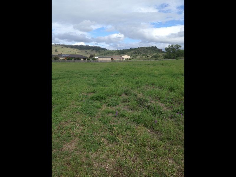 17 Fernrow Drive, Plainland QLD 4341