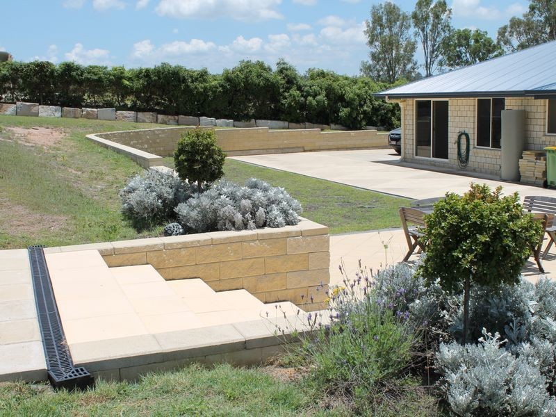 75 Fairway Drive, Kensington Grove QLD 4341