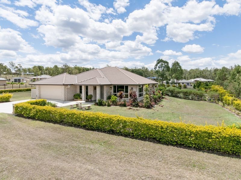 53 Stephenson Crescent, Kensington Grove QLD 4341