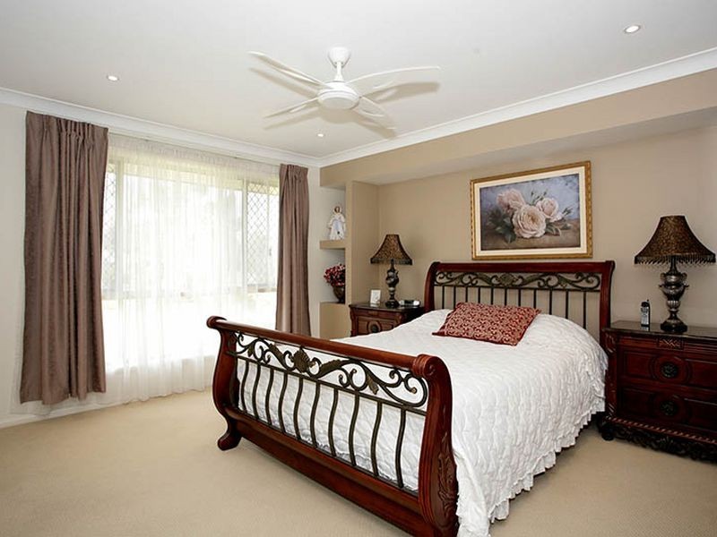 53 Stephenson Crescent, Kensington Grove QLD 4341