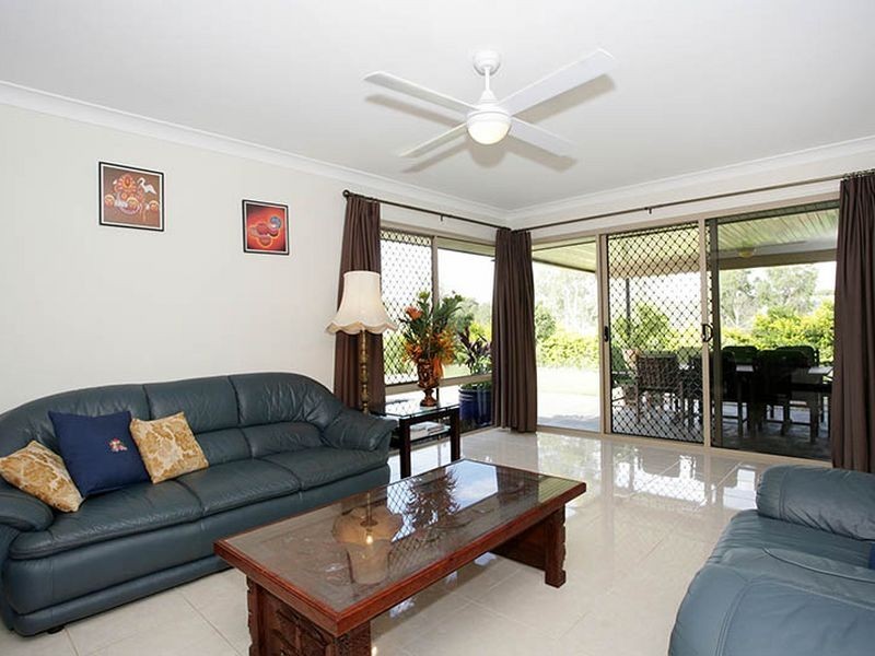 53 Stephenson Crescent, Kensington Grove QLD 4341