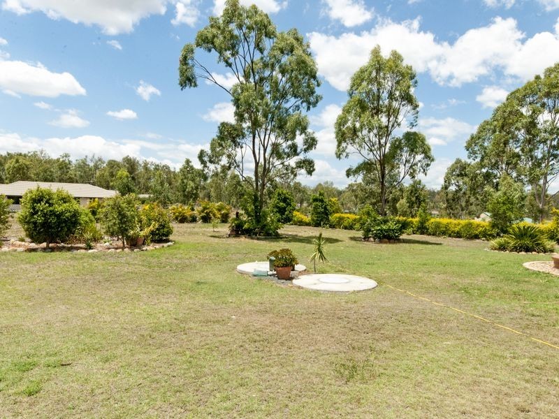53 Stephenson Crescent, Kensington Grove QLD 4341