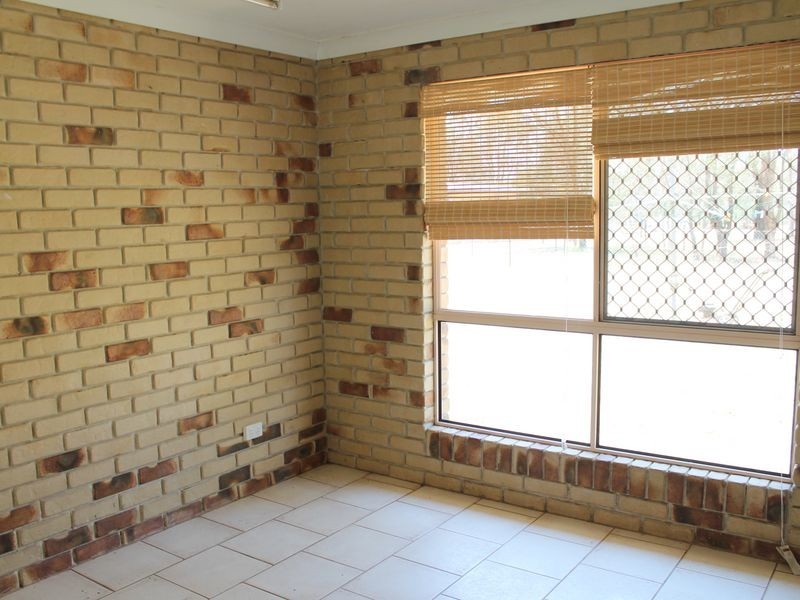 18 Haslingden Road, Lockyer Waters QLD 4311