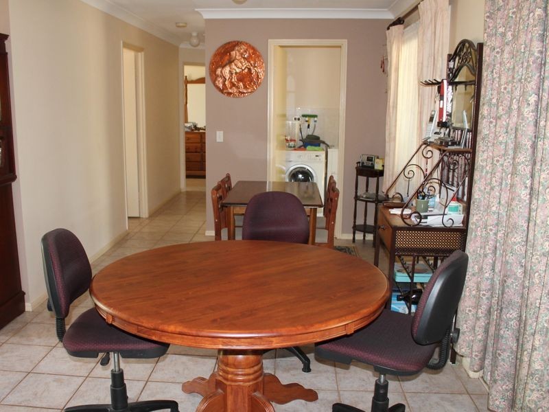 2 Advance Court, Kensington Grove QLD 4341