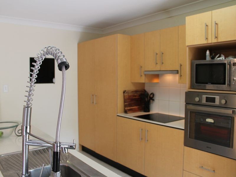 19 Bucknall Court, Regency Downs QLD 4341