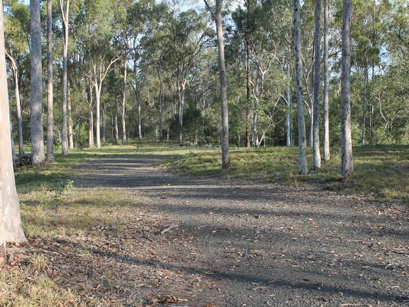 4 Challenge Avenue, Kensington Grove QLD 4341