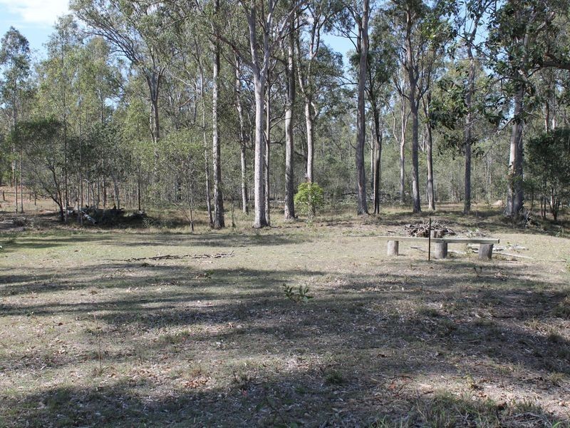 4 Challenge Avenue, Kensington Grove QLD 4341