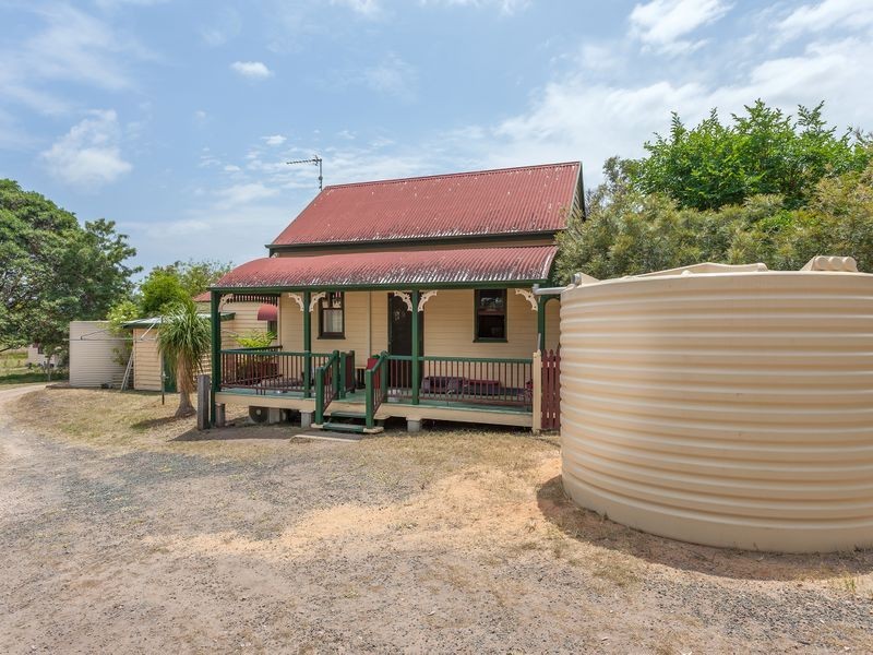 19 Hughes Road, Plainland QLD 4341