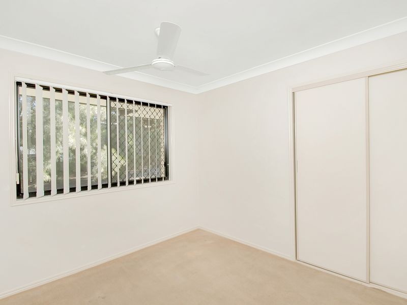 6 Eileen Court, Kensington Grove QLD 4341
